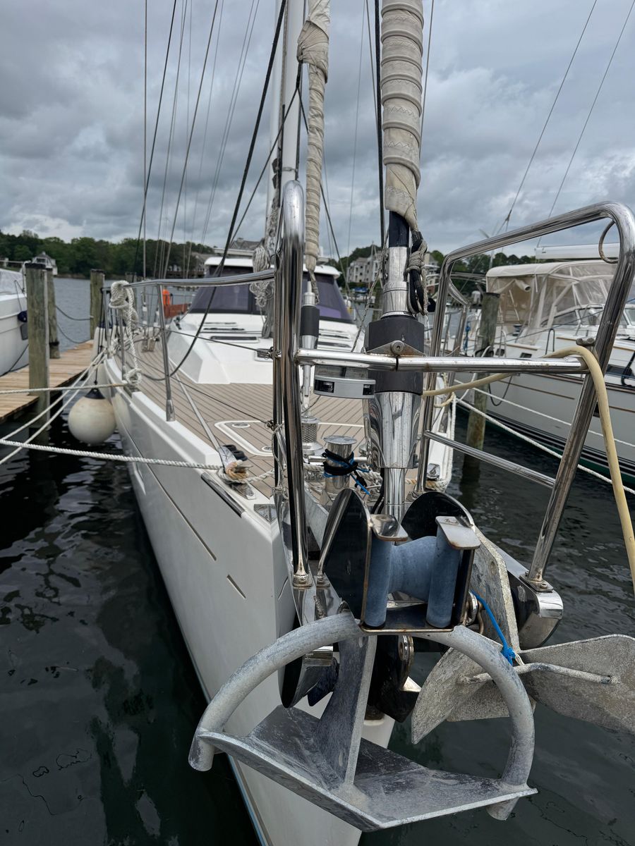 2012 Amel 56 