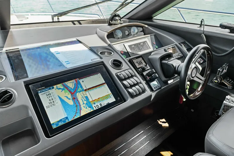 Escape Yacht Photos Pics 2015 Princess F60 - Helm/Electronics