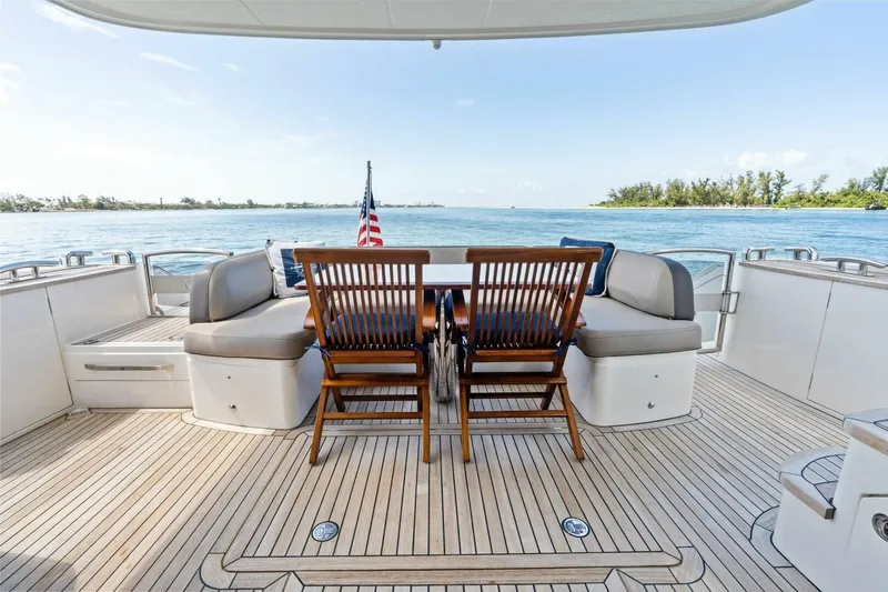 Escape Yacht Photos Pics 2015 Princess F60 - Cockpit Seating