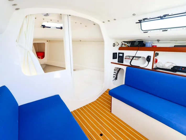 Evelyn Yacht Photos Pics 