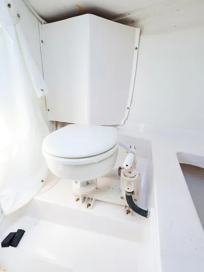 Evelyn Yacht Photos Pics 