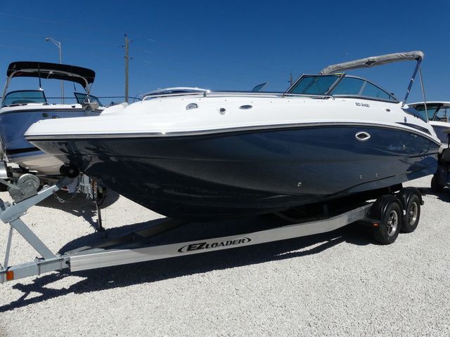 Hurricane SunDeck 2400 OB