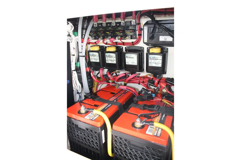  Yacht Photos Pics Electrical system with batteries and wiring in Limitless 270, 2026 model.