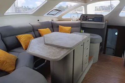 2002 Catamaran Catana 471