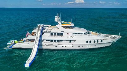 2002 145' Christensen-Trideck Fort Lauderdale, FL, US