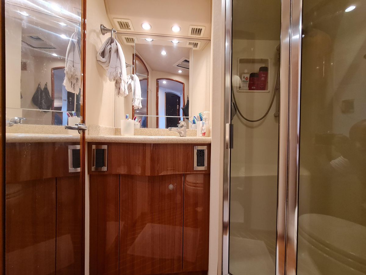 2007 Viking 45 