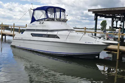 Carver 340 Santego