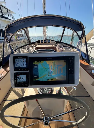 Vaya Con Dios Yacht Photos Pics 