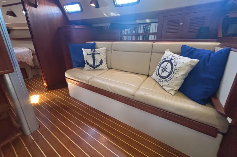 Vaya Con Dios Yacht Photos Pics 