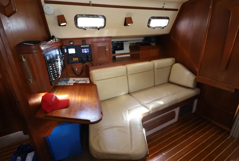 Vaya Con Dios Yacht Photos Pics 