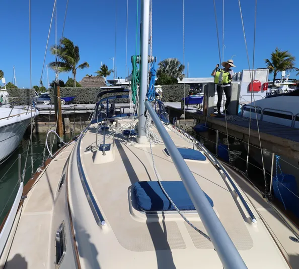 Vaya Con Dios Yacht Photos Pics 