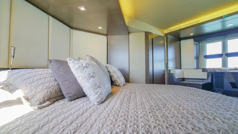 Brigadone Yacht Photos Pics 