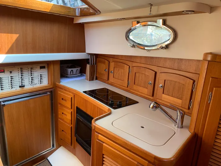 Yakamoz Yacht Photos Pics 