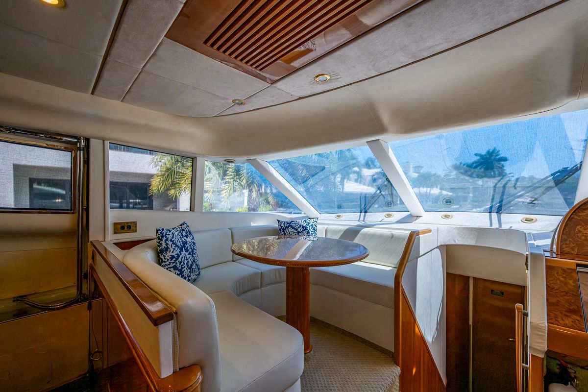 2000 Viking 72 