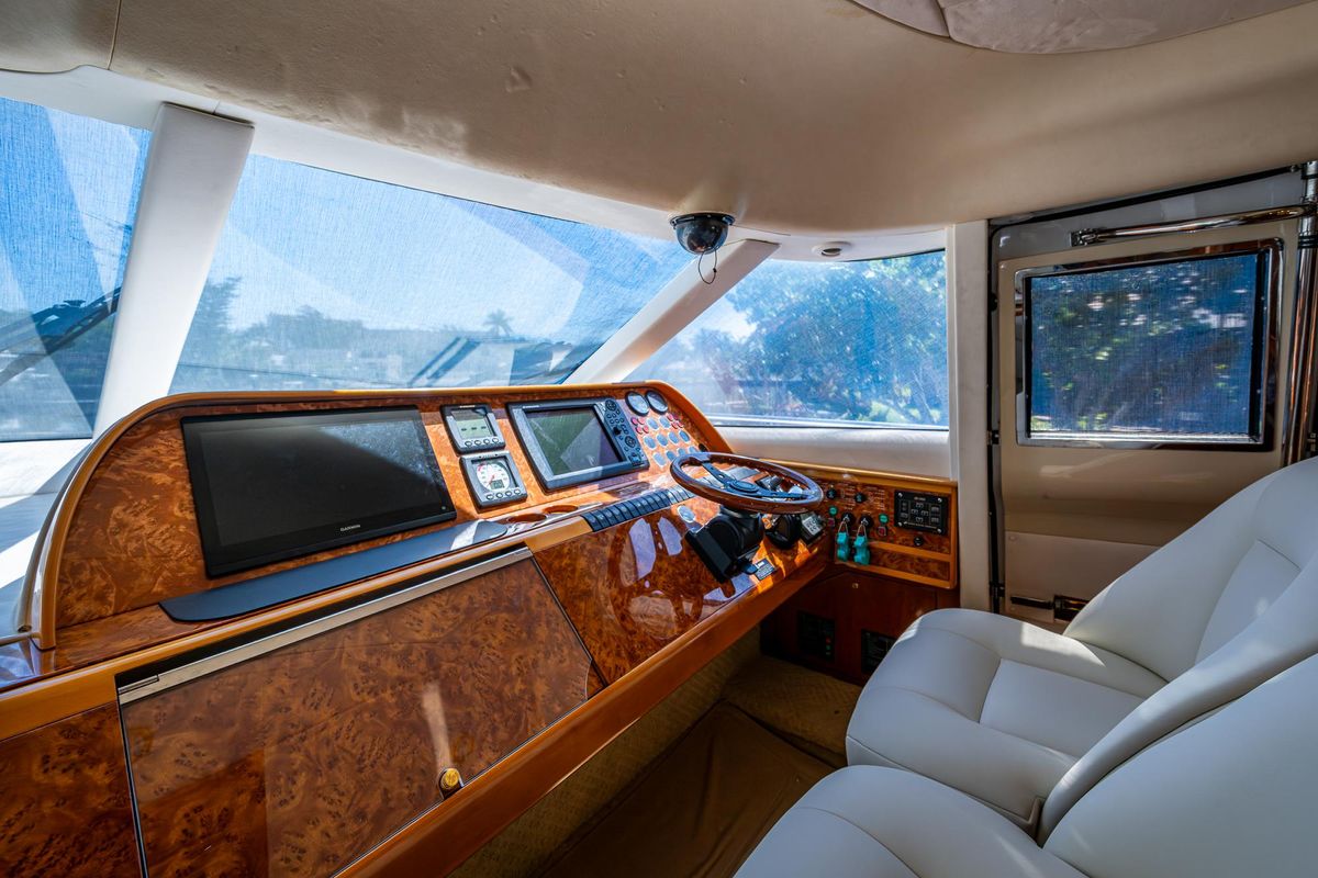 2000 Viking 72 