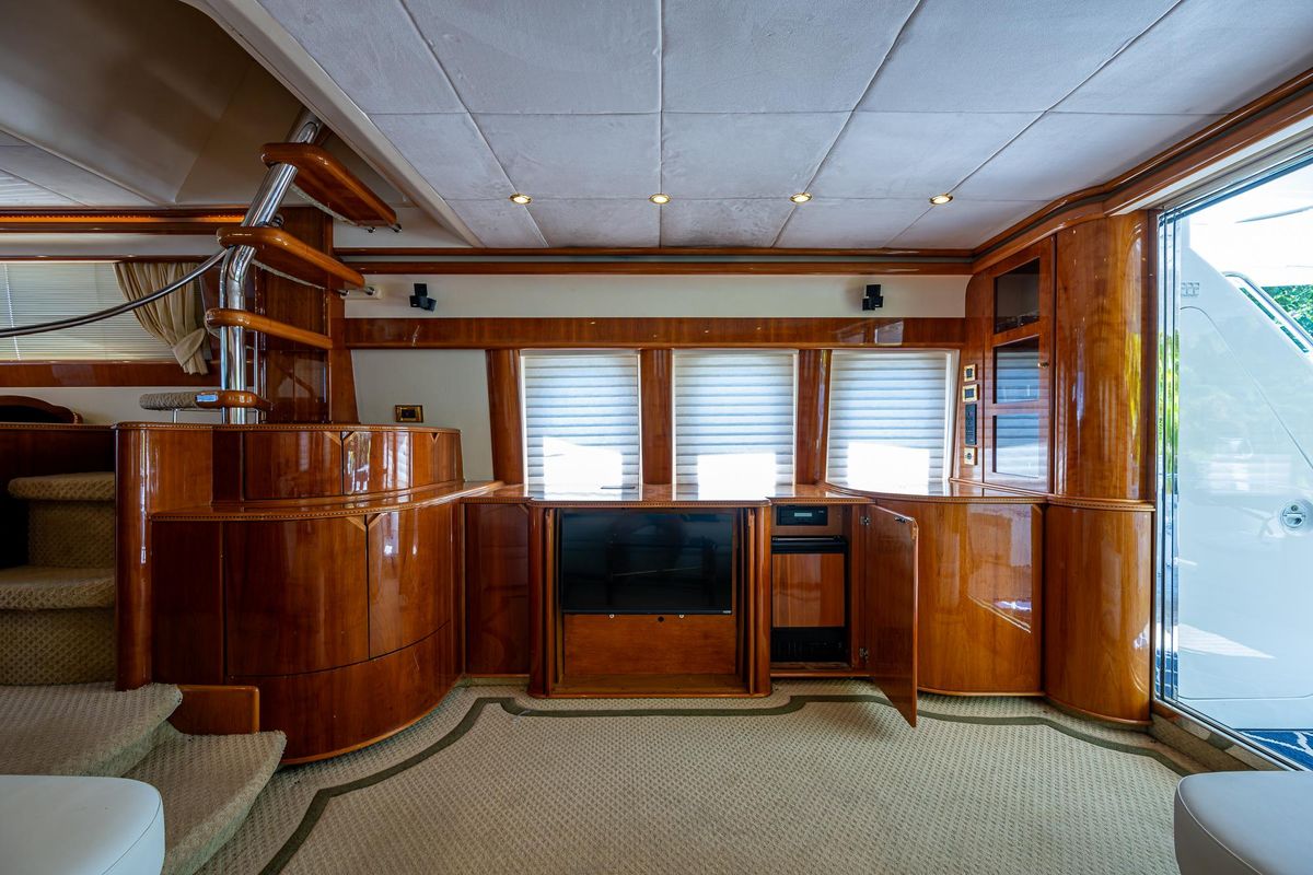 2000 Viking 72 
