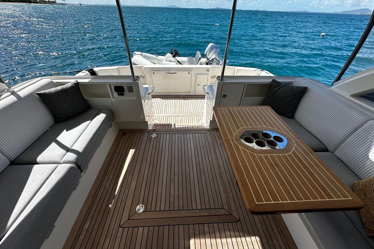 2023 Riviera 46 