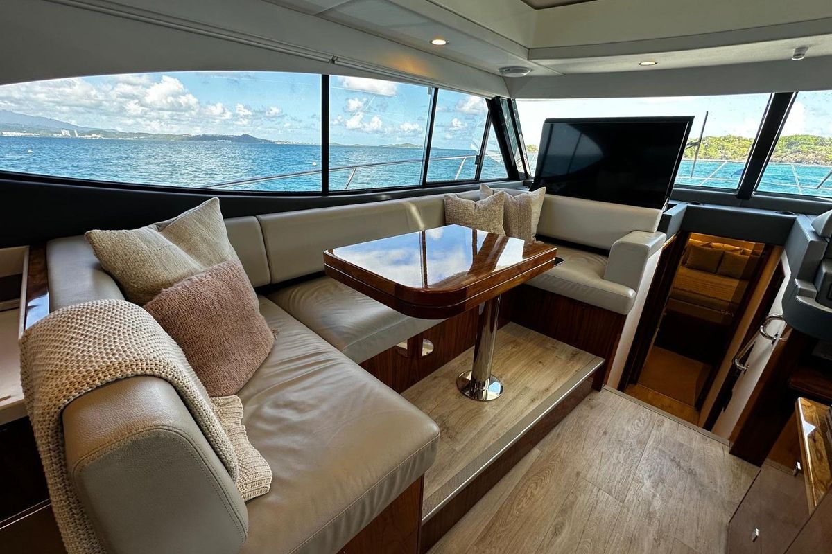 2023 Riviera 46 