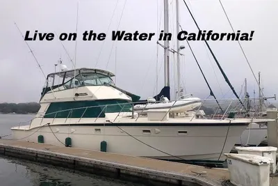 Hatteras Sportfisher