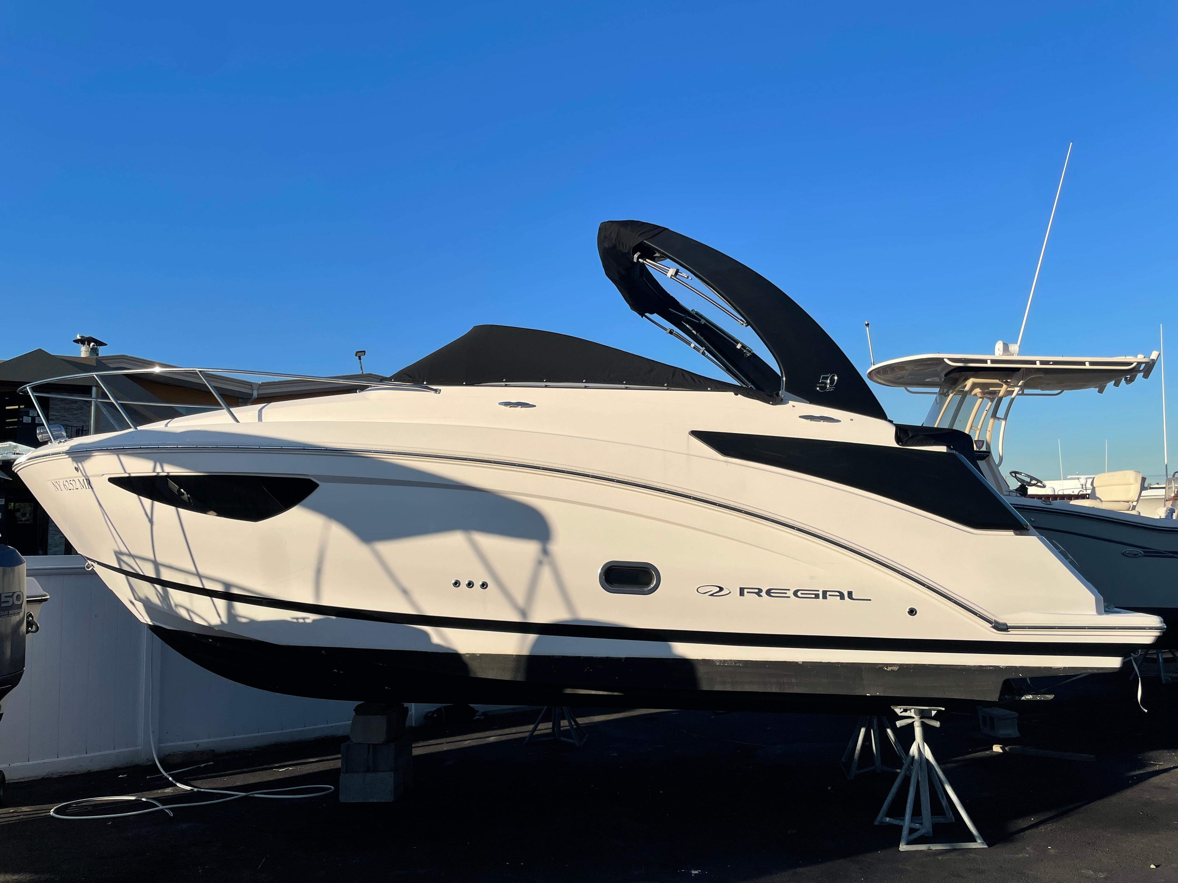 2021 Regal 26 Express Bateaux De Plaisance à Vendre - YachtWorld