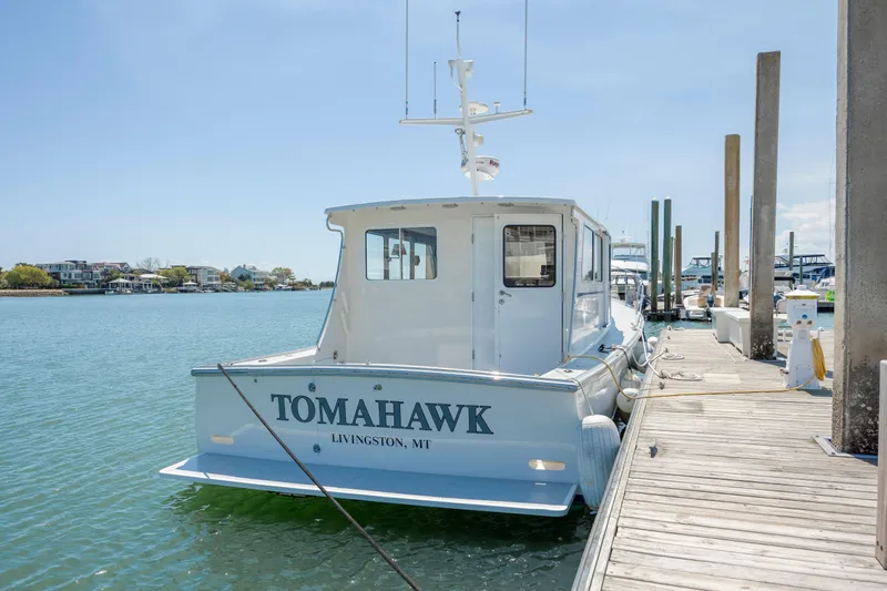 Tomahawk Yacht Photos Pics 
