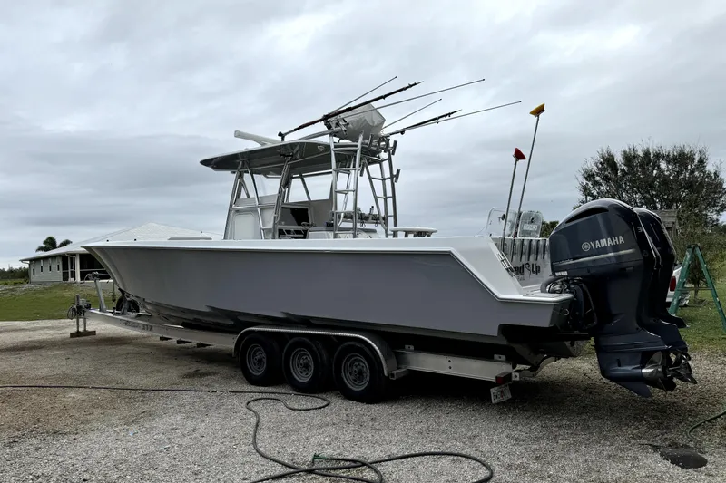  Yacht Photos Pics 2014 Contender 39 ST boat on trailer with Yamaha outboard engines.