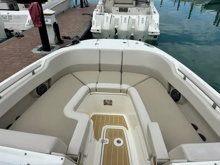  Yacht Photos Pics Interior of a 2017 Boston Whaler 320 Vantage boat at the dock.