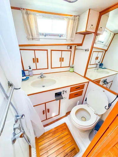 Blended Yacht Photos Pics 