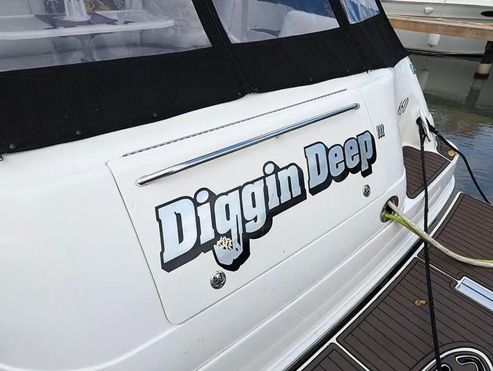 Diggin Deep Yacht Photos Pics 