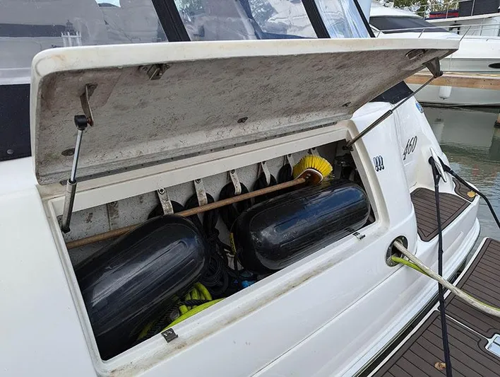 Diggin Deep Yacht Photos Pics 