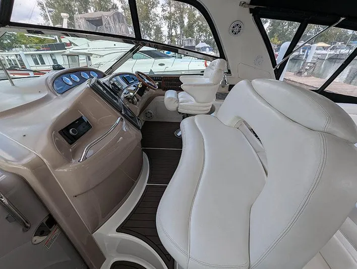 Diggin Deep Yacht Photos Pics 