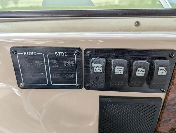 Diggin Deep Yacht Photos Pics 