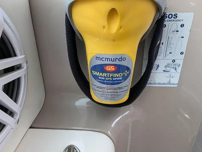 Diggin Deep Yacht Photos Pics 