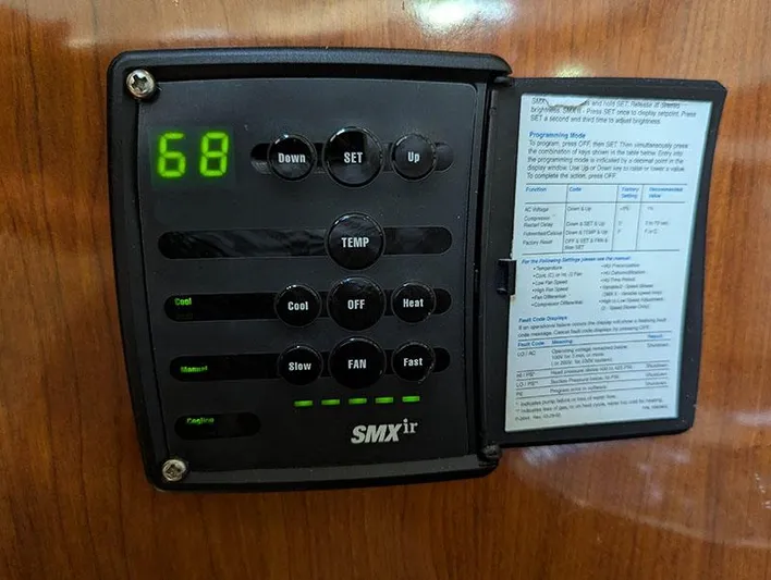 Diggin Deep Yacht Photos Pics 