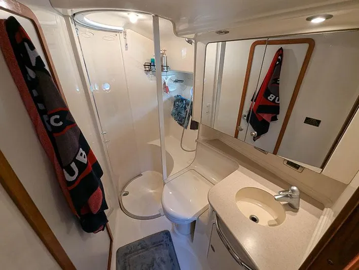 Diggin Deep Yacht Photos Pics 