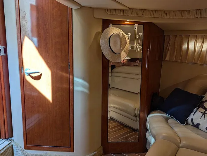 Diggin Deep Yacht Photos Pics 