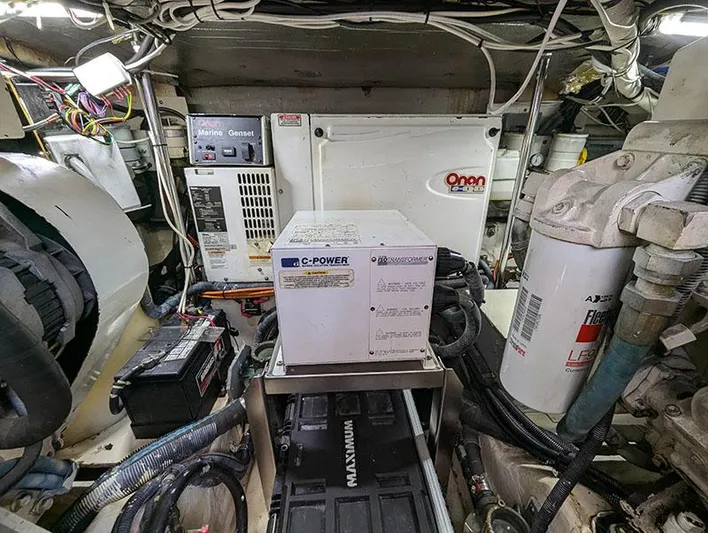 Diggin Deep Yacht Photos Pics 