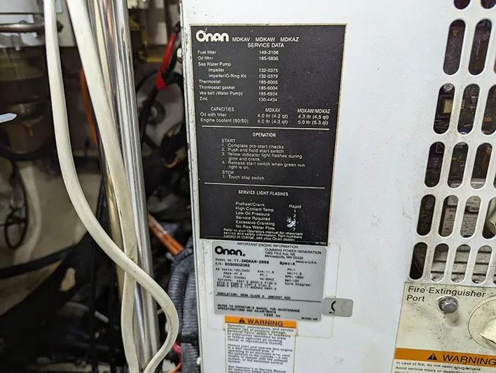 Diggin Deep Yacht Photos Pics 