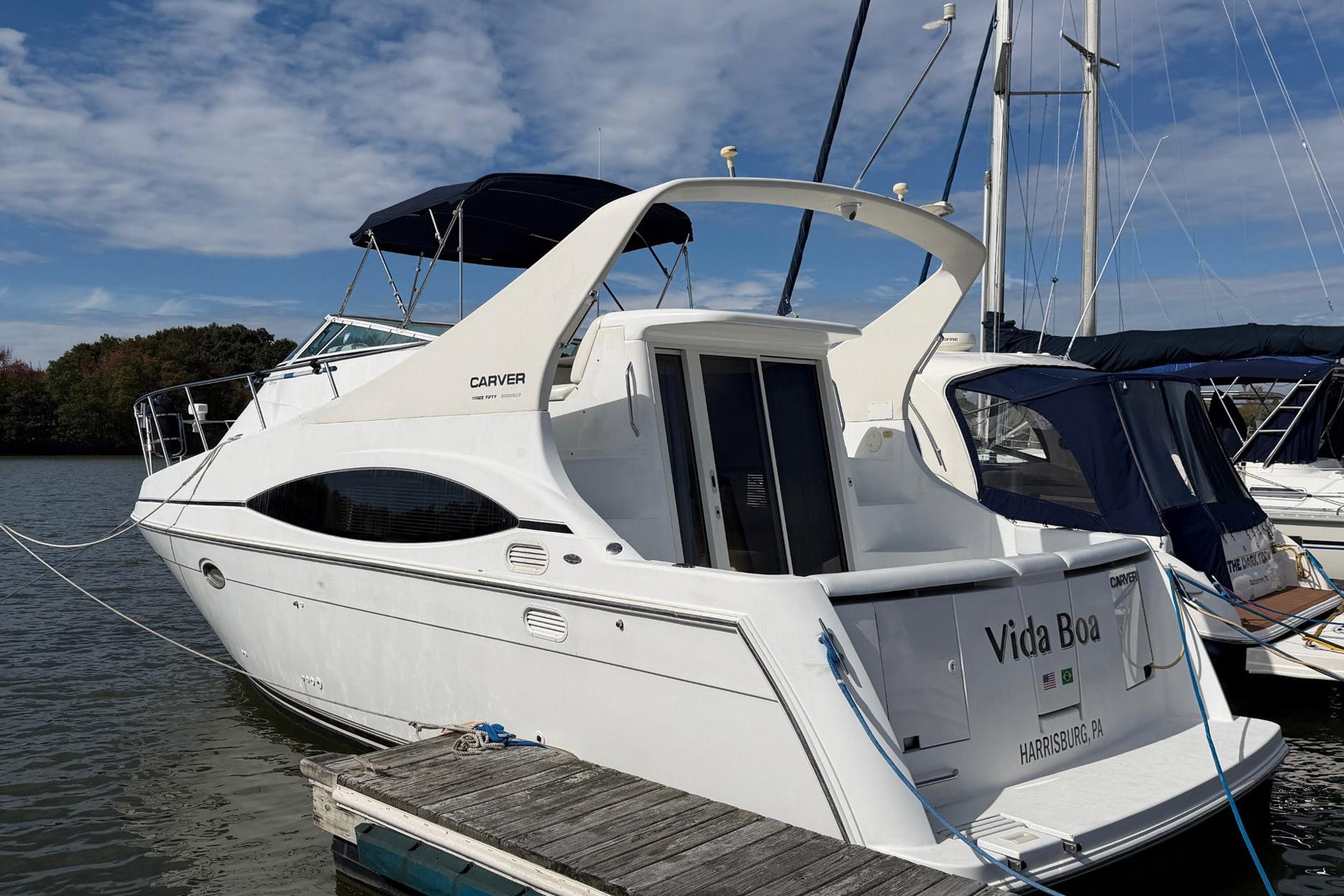 2000 Carver 350 Mariner