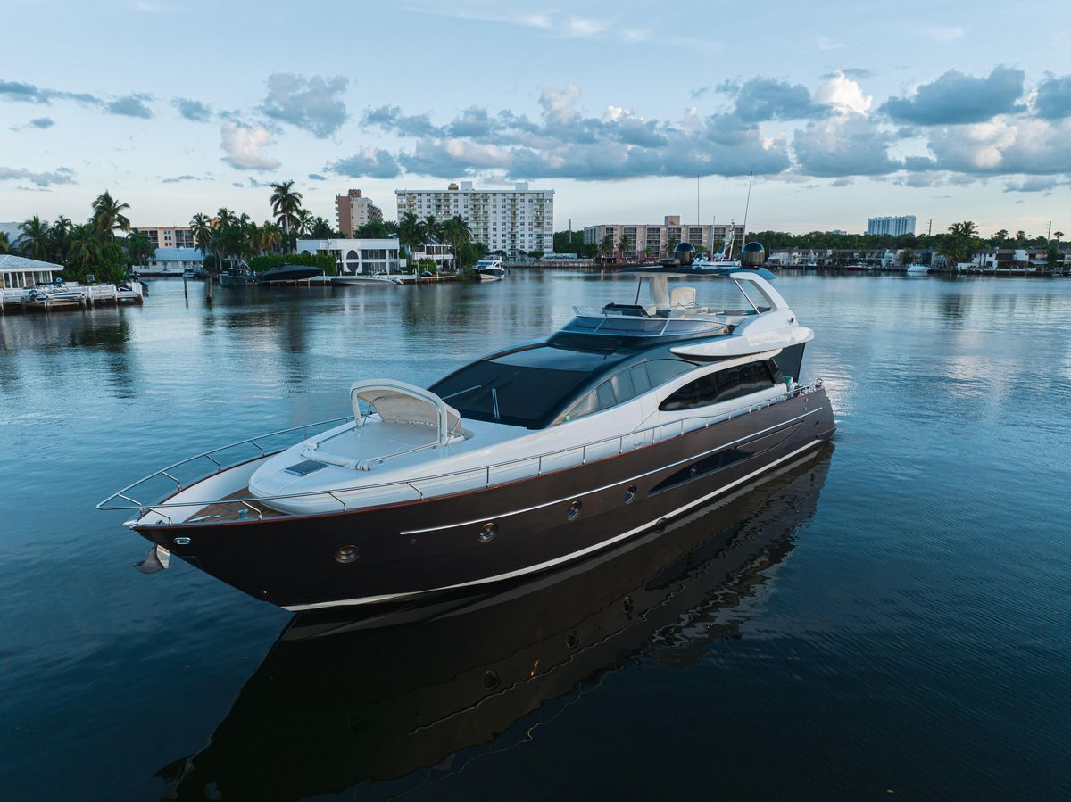 2012 Riva 75 