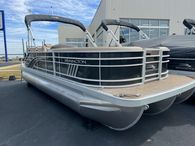 2023 Bennington 22LSB