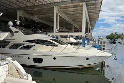 Azimut 55E
