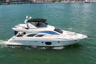 Azimut 55E