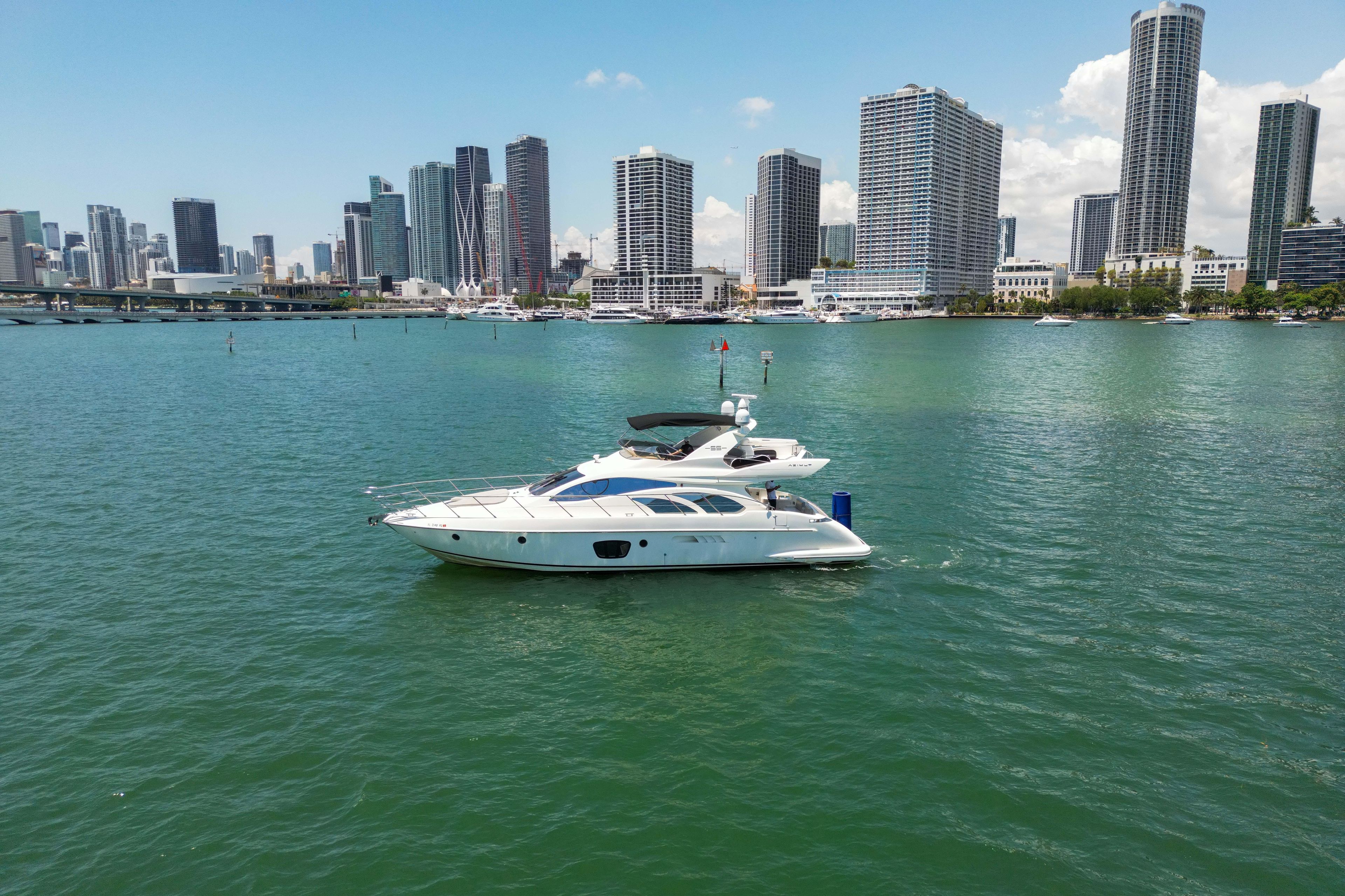 2006 Azimut 55 