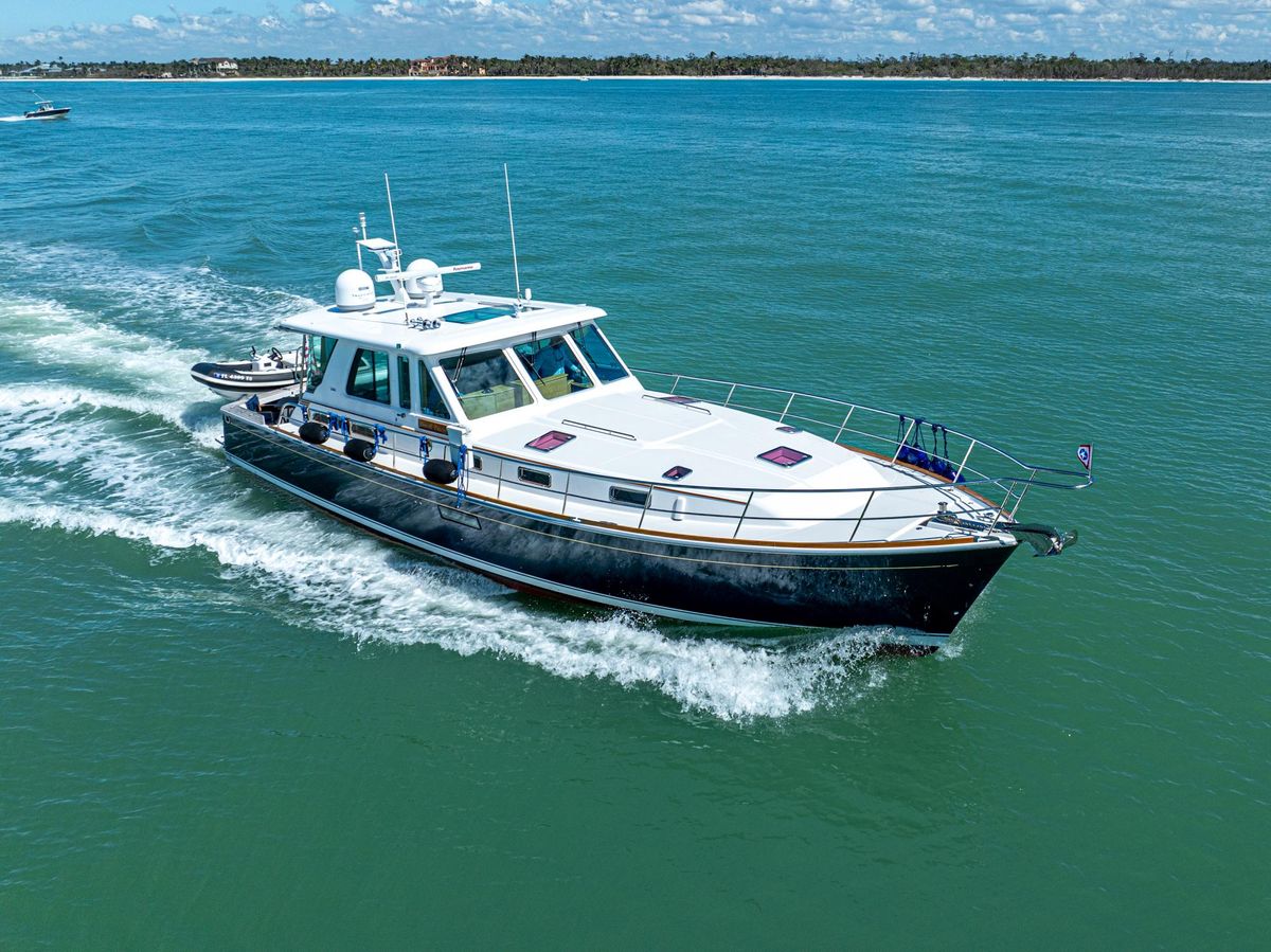 2009 Sabre 52 