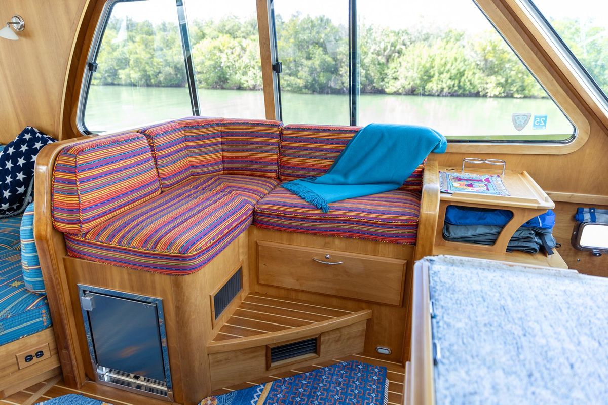 2009 Sabre 52 