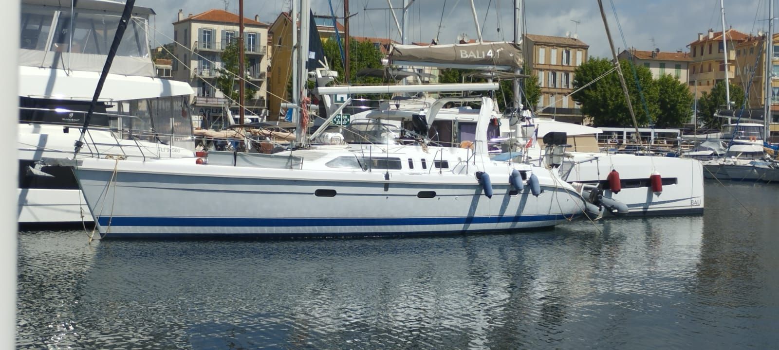 1998 Hunter 450 Passage