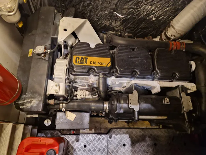  Yacht Photos Pics CAT C18 ACERT engine in a 2010 Princess V62 yacht.