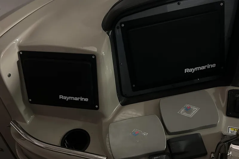  Yacht Photos Pics Control panel of a 2005 Sea Ray 390 Sundancer with Raymarine displays.