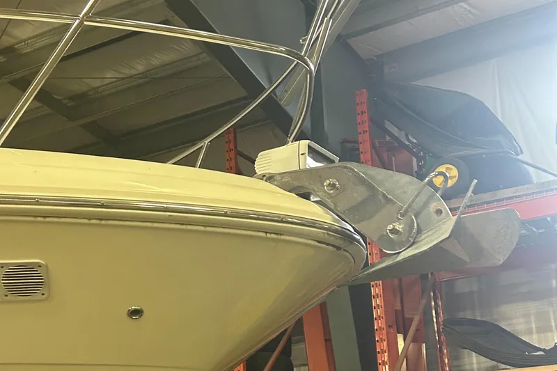  Yacht Photos Pics 2005 Sea Ray 390 Sundancer boat bow with anchor in storage facility.